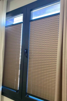 Kahverengi Yarı Karartma Plise Perde 