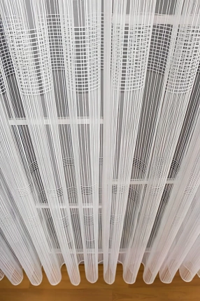 Scalloped Chain Tulle Curtain